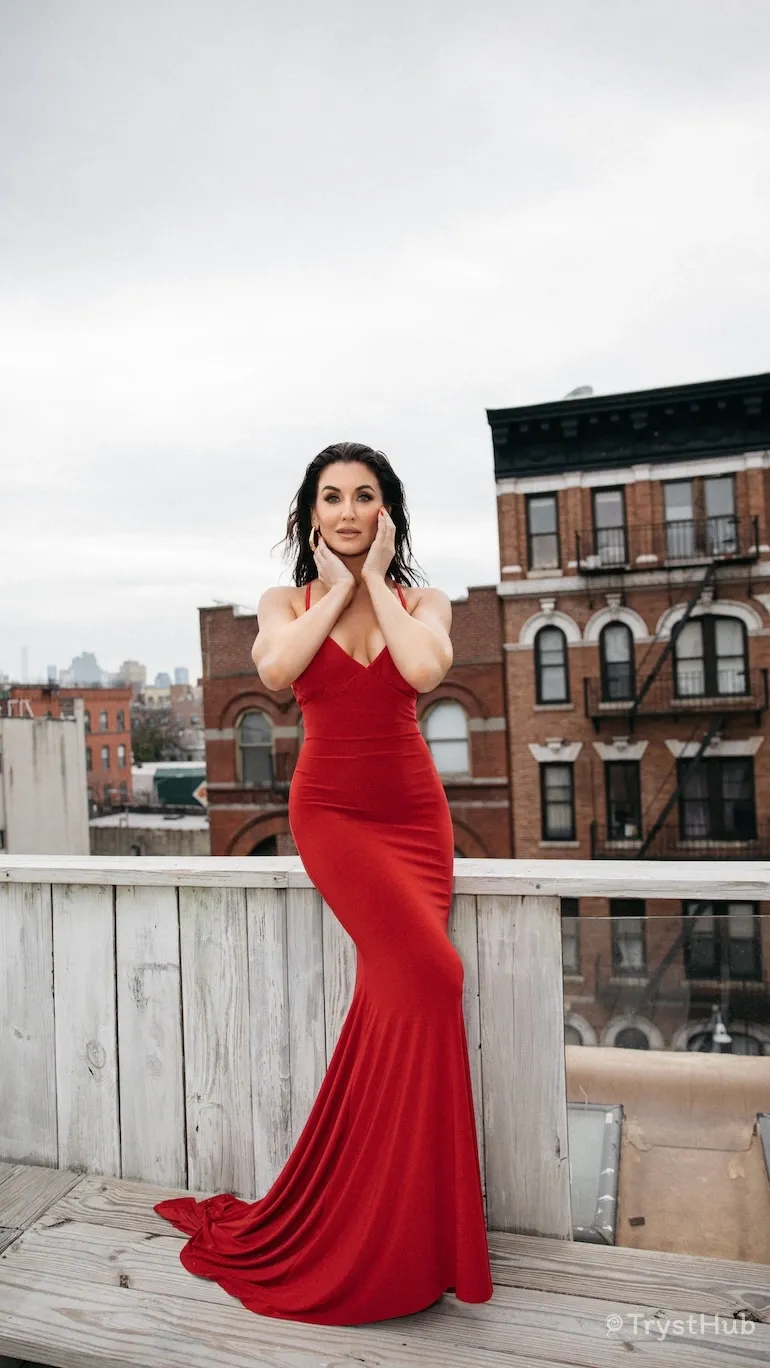 TrystHub - New York Escorts - Model Amy Taylor