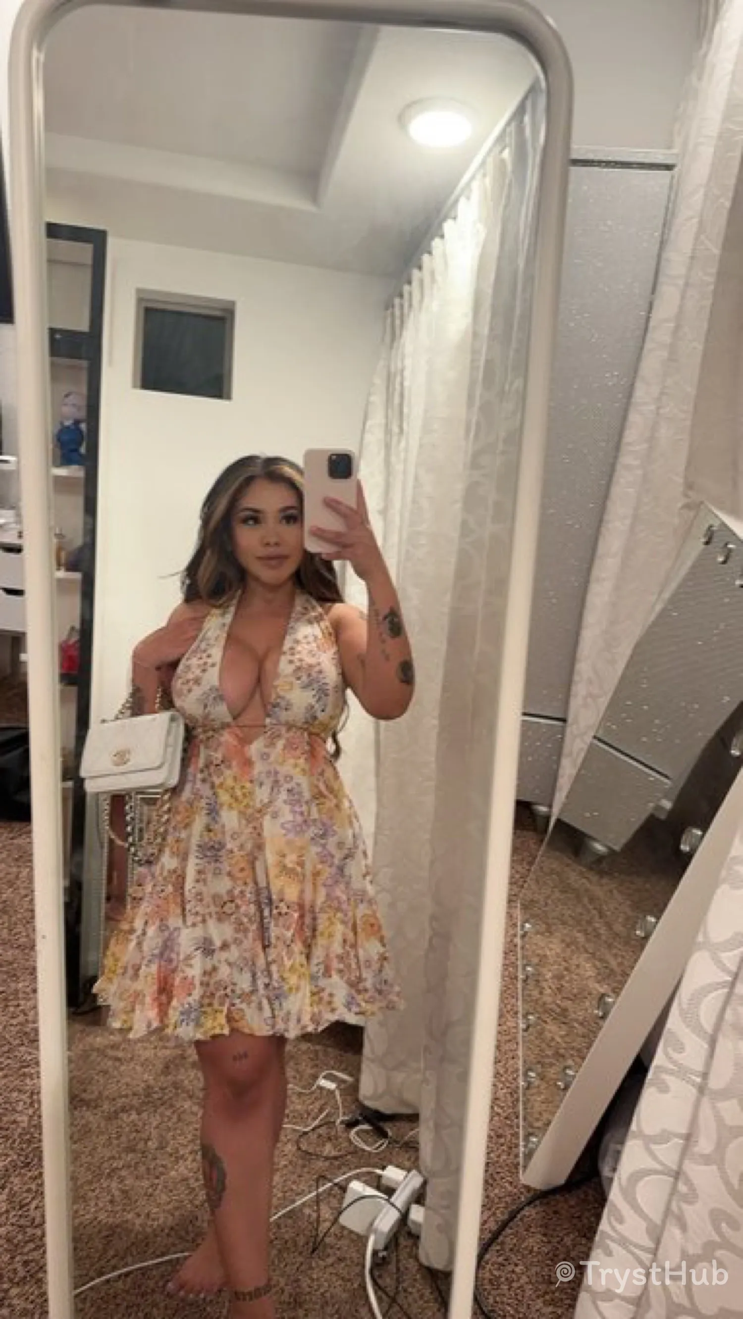 TrystHub - Toronto Escorts - Model BunnyLi