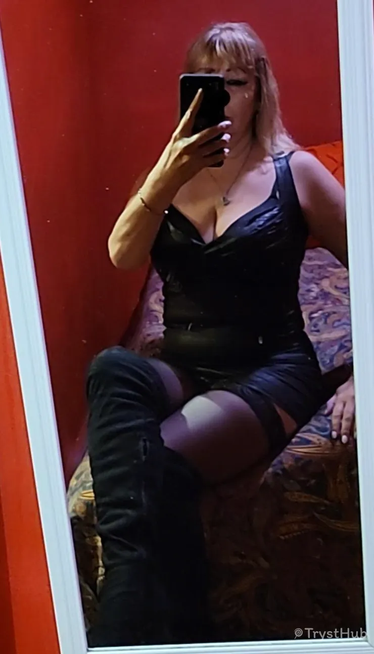 TrystHub - Nueva York Escorts - Modelo Delicious Daisy